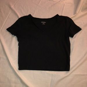 Wild Fable v-neck tee